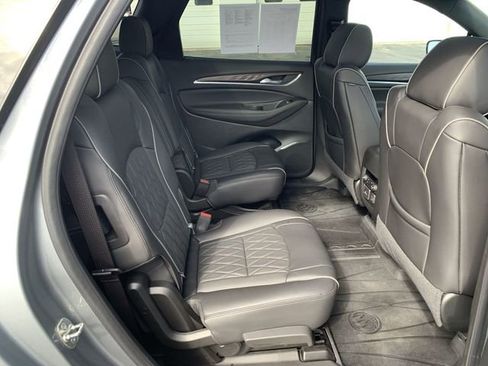 Used 2024 Buick Enclave Avenir w/ Avenir Technology Package image 28