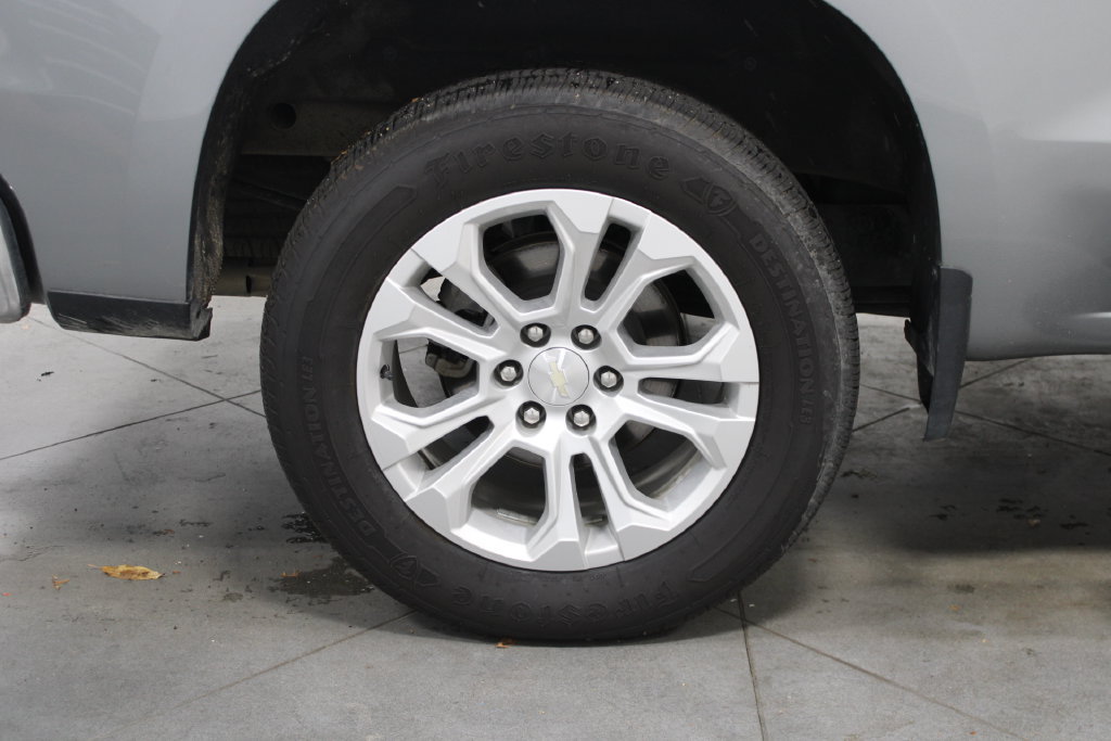 Used 2023 Chevrolet Silverado 1500 LTZ AWD/4WD image 17