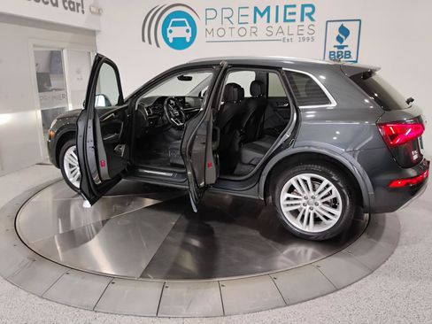 Used 2020 Audi Q5 2.0T Premium Plus w/ Premium Plus Package AWD/4WD image 28