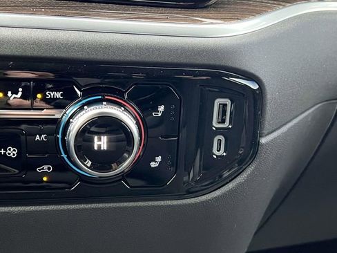 New 2026 GMC Sierra 1500 Elevation image 27