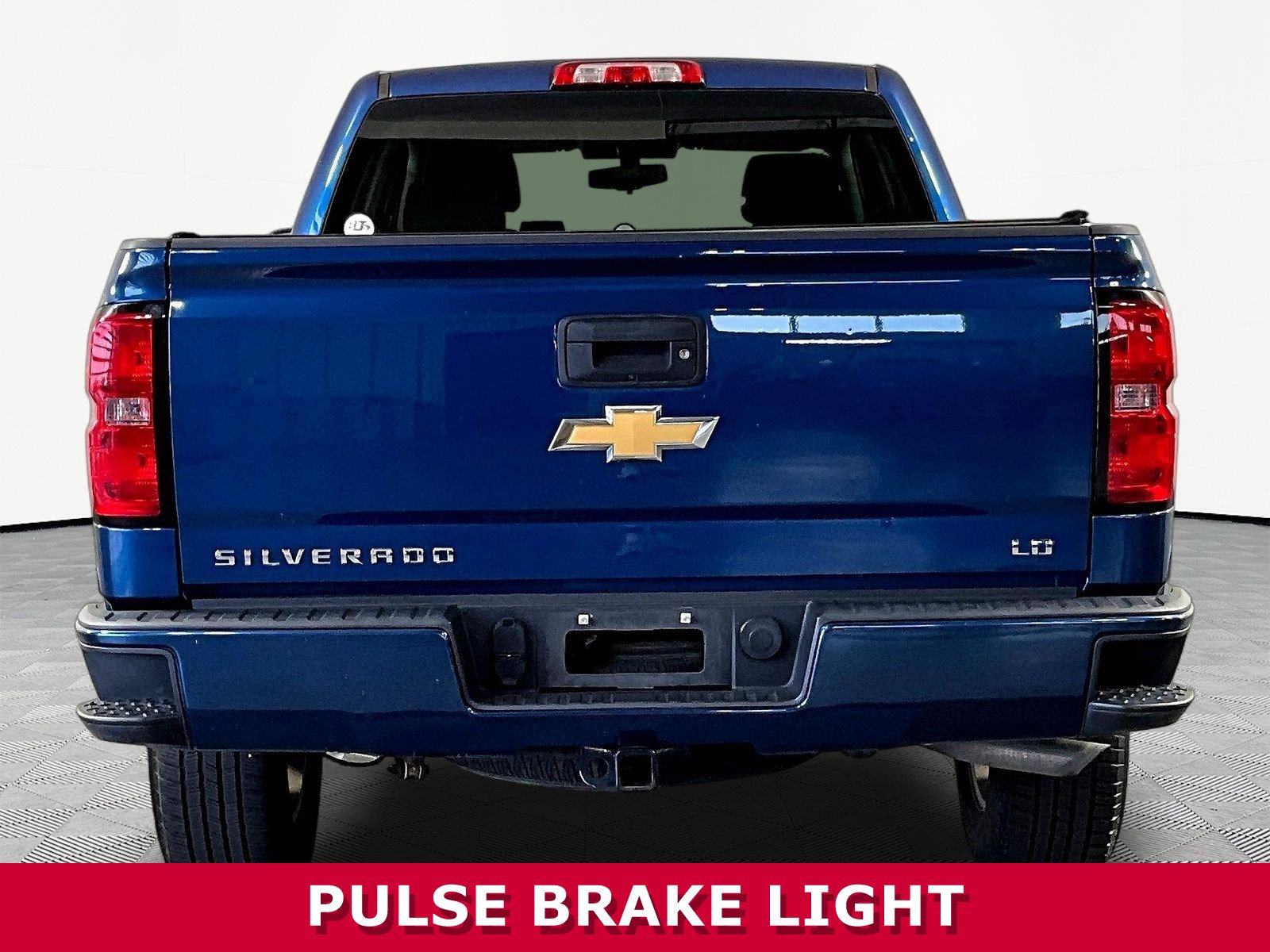 Used 2019 Chevrolet Silverado 1500 LT w/ All Star Edition AWD/4WD image 5