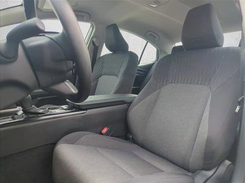 Certified 2025 Toyota Camry LE image 18