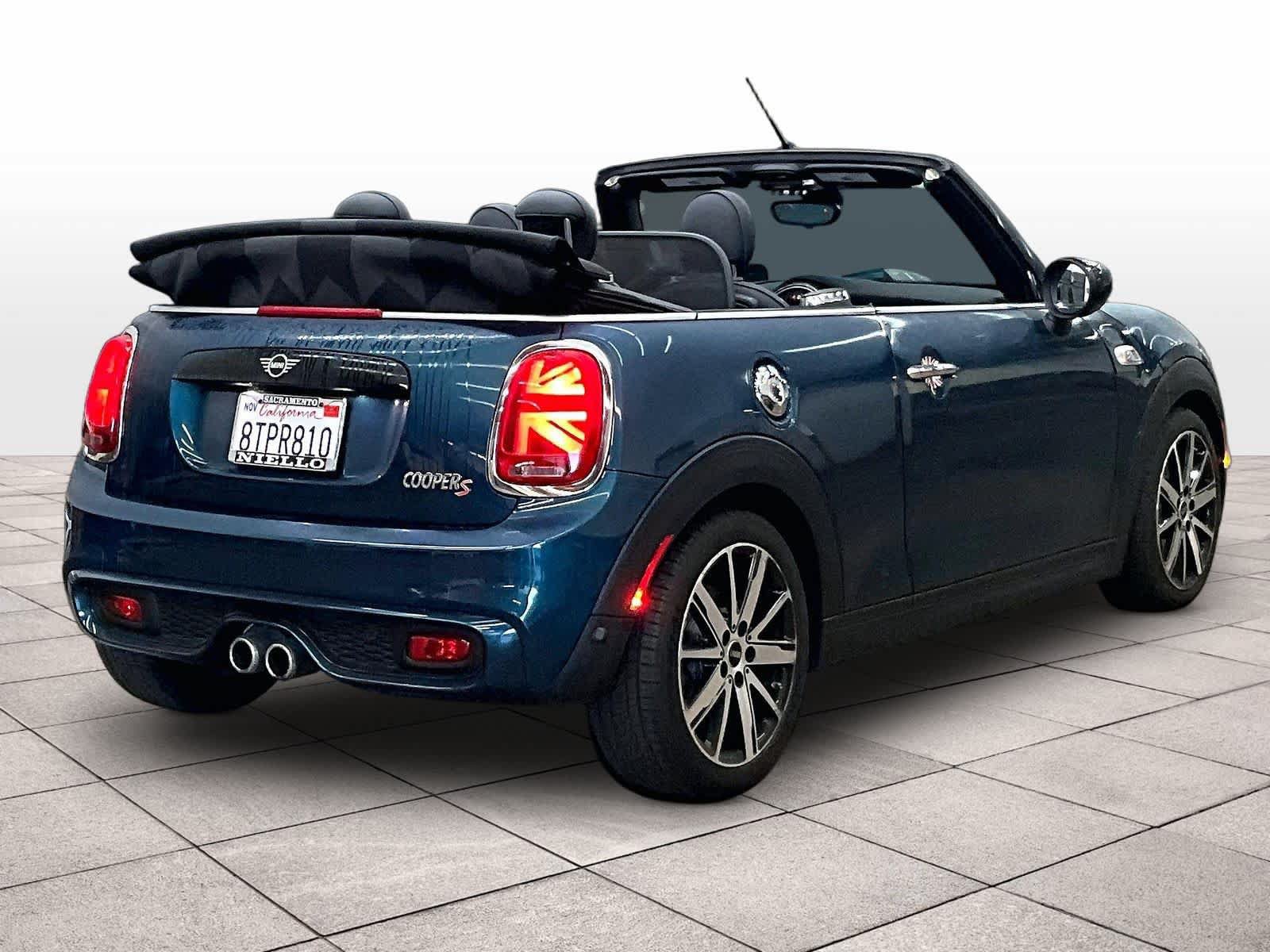 Used 2021 MINI Cooper S w/ Sidewalk Package FWD image 15