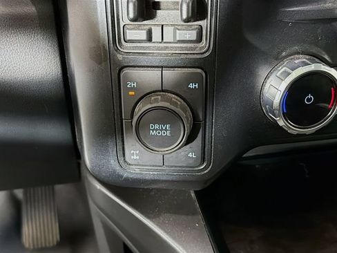 Used 2023 Ford F350 Lariat w/ Lariat Ultimate Package AWD/4WD image 20