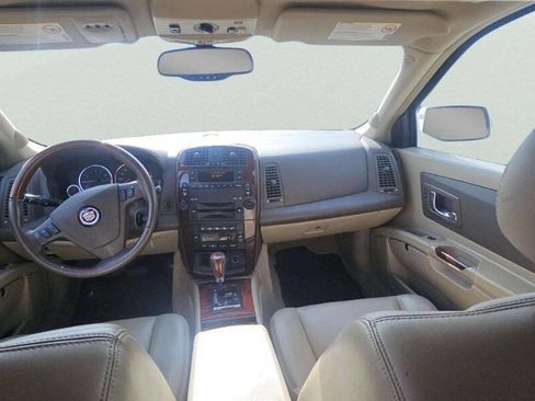 Used 2006 Cadillac SRX w/ Seating Package image 9
