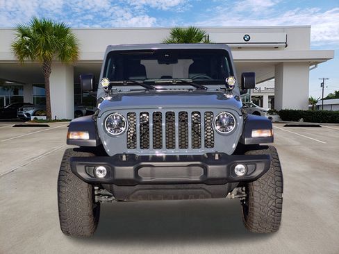 Used 2024 Jeep Wrangler Sport S image 2