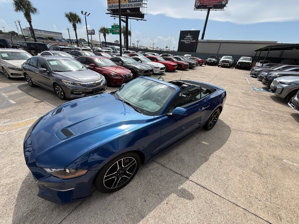 Used 2023 Ford Mustang Premium RWD image 29