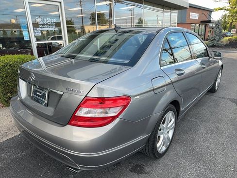 Used 2011 Mercedes-Benz C 300 4MATIC Sedan image 3