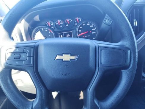 Used 2024 Chevrolet Silverado 2500 Custom w/ Custom Value Package image 24