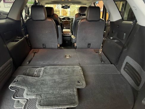 Used 2017 Buick Enclave Leather w/ Trailering Package image 9