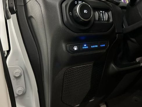 Used 2021 Jeep Wrangler Unlimited Sahara w/ Cold Weather Group image 24