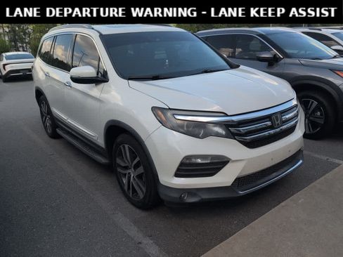 Used 2016 Honda Pilot Elite image 3