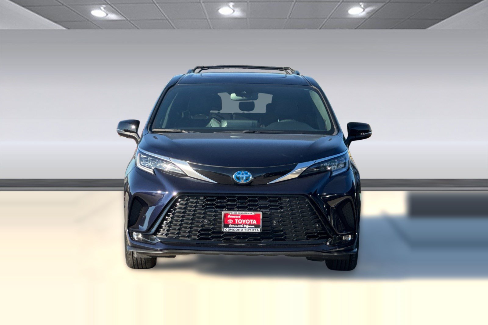 Certified 2024 Toyota Sienna XSE w/ XSE Premium Package AWD/4WD image 6