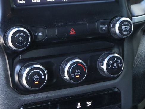 Used 2019 RAM 1500 Big Horn AWD/4WD image 27