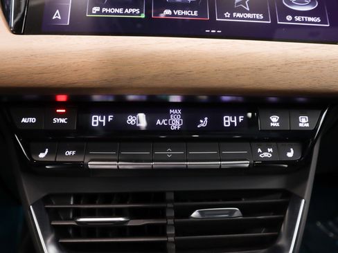 Used 2023 Audi e-tron GT Premium Plus w/ Executive Package image 19