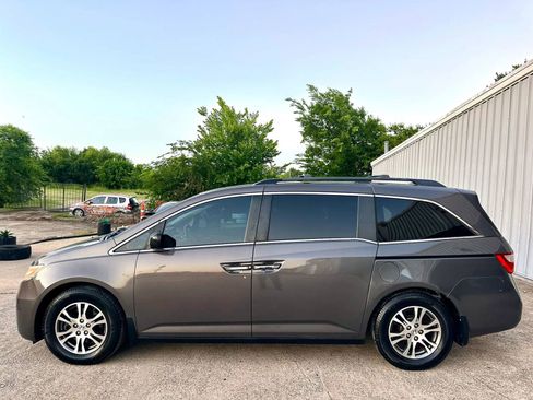 Used 2013 Honda Odyssey EX-L image 3
