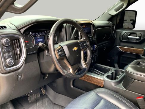Used 2020 Chevrolet Silverado 2500 High Country w/ Z71 Off-Road Package AWD/4WD image 18