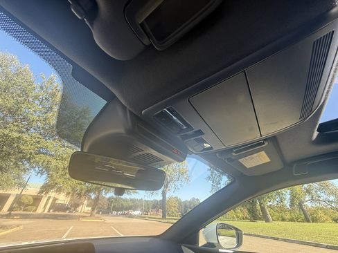 Used 2024 MAZDA MAZDA3 s image 29