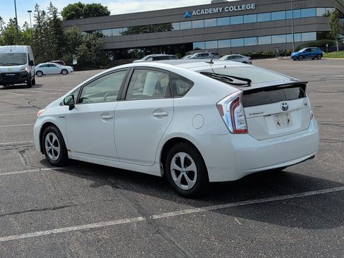 Used 2014 Toyota Prius Three w/ Solar Roof Package FWD image 3