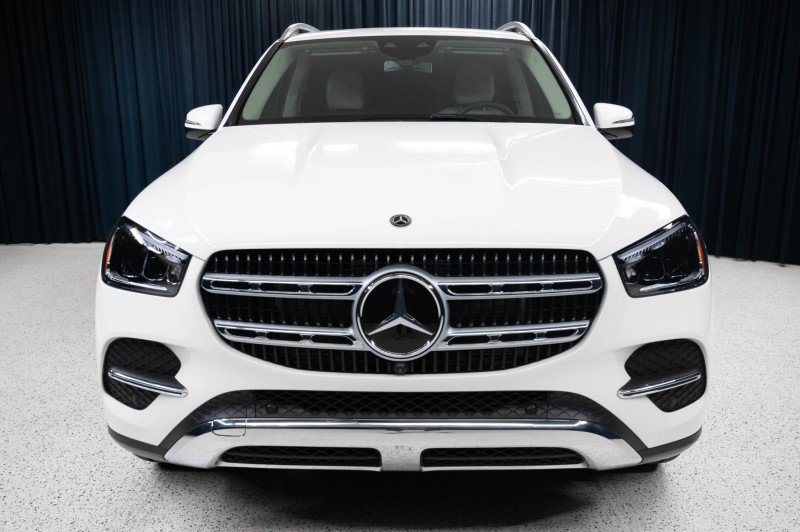 Certified 2025 Mercedes-Benz GLE 450e 4MATIC image 2