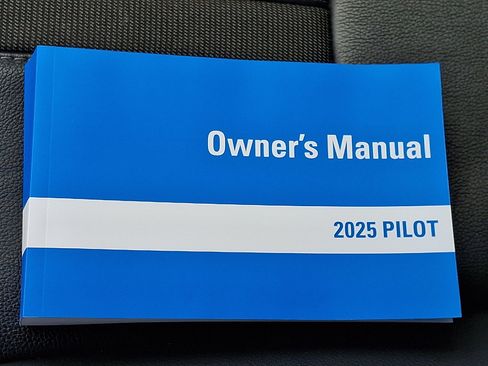 Used 2025 Honda Pilot EX-L image 29