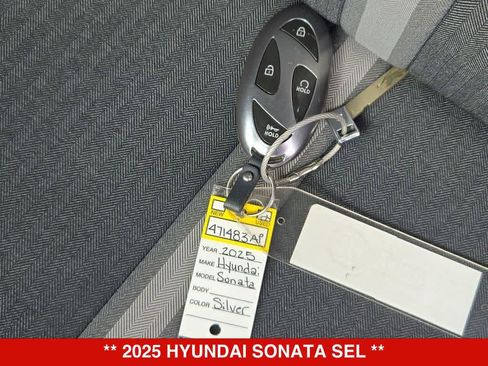 Used 2025 Hyundai Sonata SEL FWD image 32