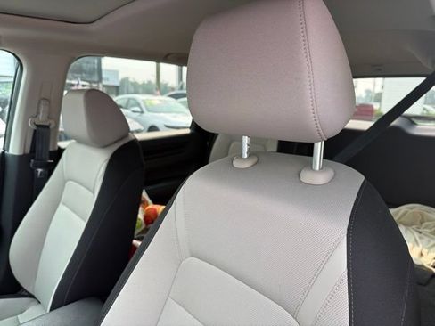 Used 2024 Honda CR-V EX image 13