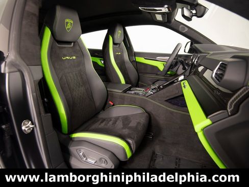 Used 2024 Lamborghini Urus S image 52