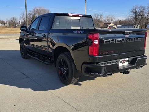 New 2026 Chevrolet Silverado 1500 RST w/ Redline Edition AWD/4WD image 8