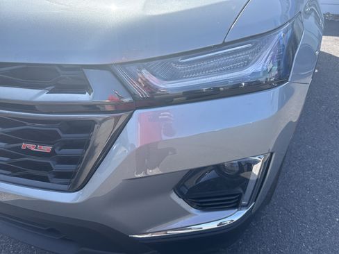 Used 2023 Chevrolet Traverse RS AWD/4WD image 8