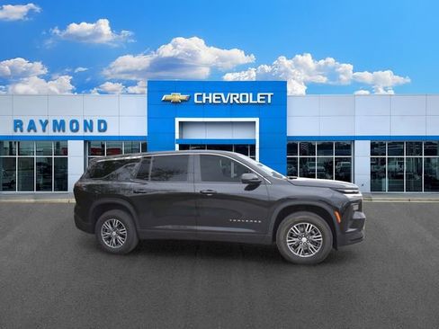Certified 2024 Chevrolet Traverse LS w/ LPO, Floor Liner Package FWD image 2