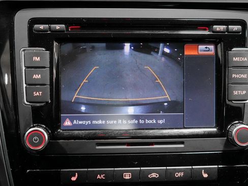 Used 2015 Volkswagen Passat 1.8T SE image 19