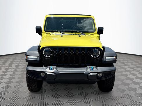 Used 2023 Jeep Wrangler Unlimited w/ Sun & Screen Package AWD/4WD image 2