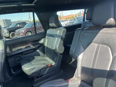 Used 2018 Ford Expedition Max Limited w/ Equipment Group 301A AWD/4WD image 8