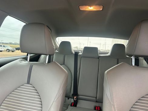 Used 2018 Toyota Camry SE image 38