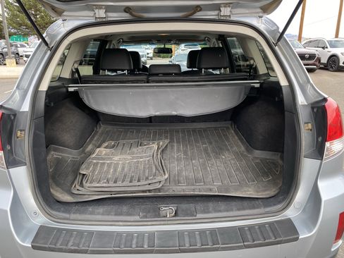 Used 2014 Subaru Outback 2.5i Limited image 15