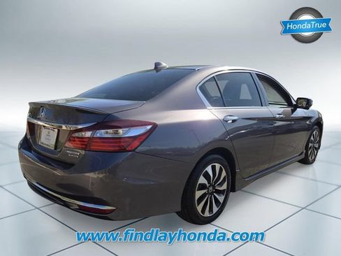 Certified 2017 Honda Accord Touring image 2