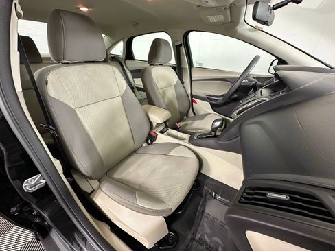 Used 2014 Ford Focus SE image 6