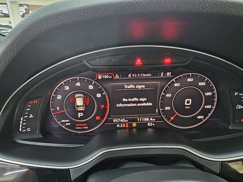 Used 2018 Audi Q7 3.0T Premium Plus w/ Premium Plus Package image 35