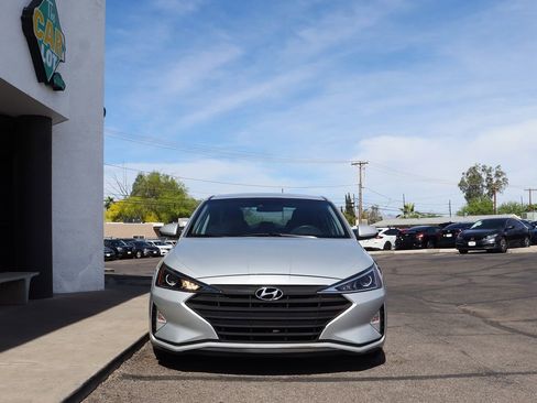 Used 2019 Hyundai Elantra SEL w/ Cargo Package image 16