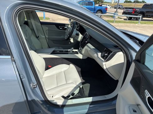 Used 2022 Volvo S60 B5 Inscription AWD/4WD image 14