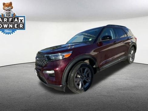 Used 2022 Ford Explorer XLT w/ Equipment Group 202A AWD/4WD image 5