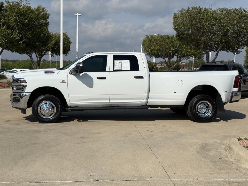 Used 2026 RAM 3500 Tradesman AWD/4WD image 2