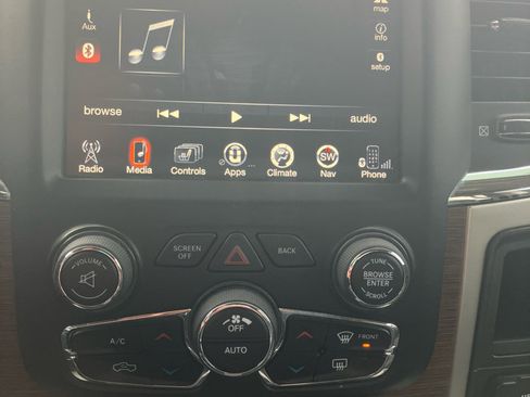 Used 2017 RAM 2500 Laramie w/ Sport Appearance Group image 19