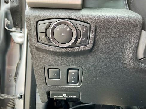 Used 2021 Ford F350 Platinum AWD/4WD image 10