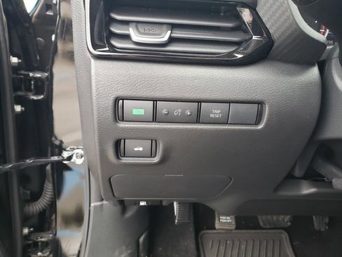 Certified 2025 Nissan Sentra SV w/ All-Weather Package image 26