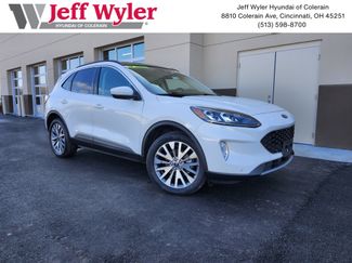 Used 2022 Ford Escape Titanium w/ Class II Trailer Tow Package video 1