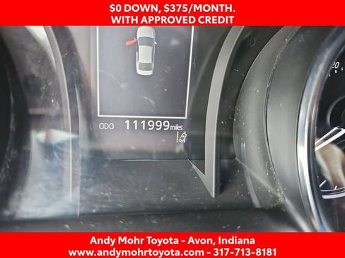 Used 2020 Toyota Camry SE FWD image 19