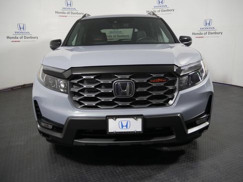 Certified 2024 Honda Passport TrailSport image 2