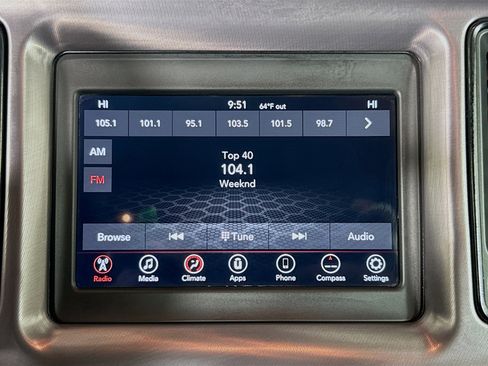 Used 2022 Dodge Challenger GT image 17